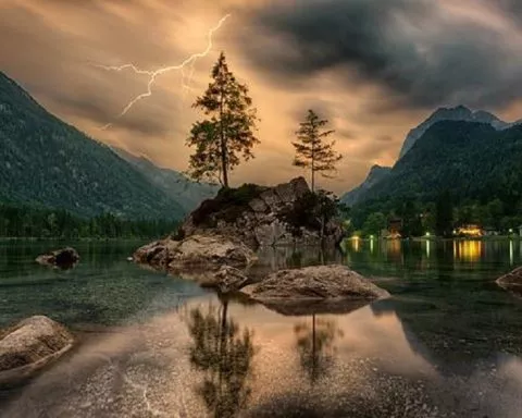 Vers une accalmie des incendies en métropole Des orages prévus en Gironde et dans les Landes