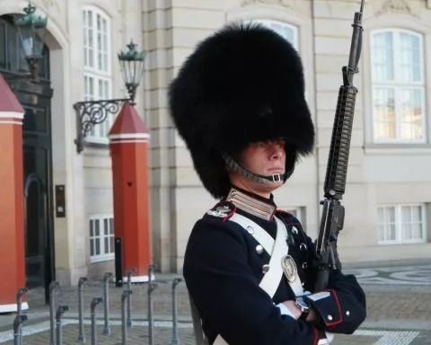 Mort d'Elizabeth II un garde s'évanouit lors de la veillée près du cercueil